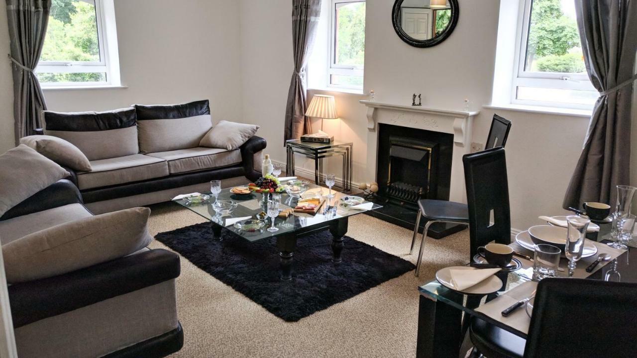 אינסקורתי Riverview Luxury Short Stay Apartment מראה חיצוני תמונה